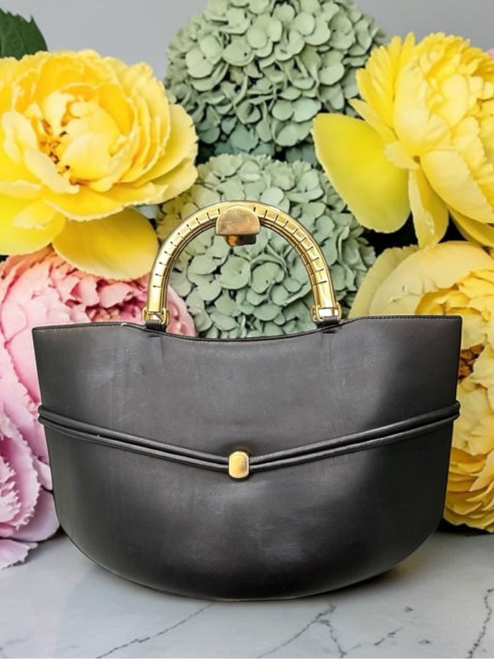 BALLY vintage Crescent top handle bag black leather gold handle, 70s 80s RARE